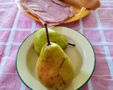 Foto del paso 1 de la receta: Brusquetta de mortadela y pera 🍐🍐🍐