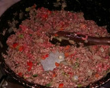 Foto del paso 2 de la receta: Ajíes rellenos de carne y arroz en salsa