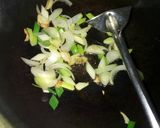 Foto langkah ke 1 dari resep Tumis kecambah.