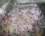A picture of step 5 of Mazydar Aloo Gobhi.