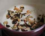 粒粒分明的傳統油飯的食譜步驟3照片