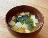 Japanese Authentic Miso Soup recipe step 9 photo
