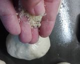 Foto del paso 4 de la receta: Pancitos 3 quesos