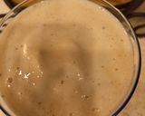 A picture of step 3 of Bnanna Milk Shake.