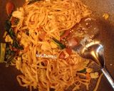 Foto langkah ke 5 dari resep Mie tumis.