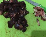 A picture of step 1 of Beef kidneys.