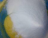 A picture of step 5 of Vanilla cake.