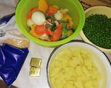 Tésztás zöldségleves csirkemellel recept fázis 2 fotója