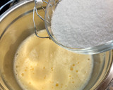 Foto del paso 7 de la receta: Pastel esponjoso de coco y caramelo, sin gluten