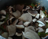 Foto del paso 5 de la receta: Ragout de pavo con setas