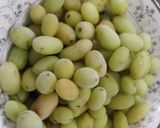 A picture of step 1 of Grapes slush.