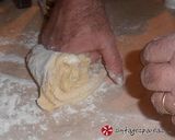 Φωτογραφία βήματος 7 της συνταγής Κις (quiche) με μπρόκολο, κολοκυθάκι και τυριά