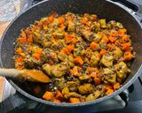 Une image de l'étape 21 de Lentilles Vertes au Veau, Carottes, Tomates et Ananas.