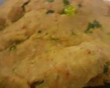 A picture of step 5 of Masala roti or paratha.