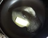 Foto del paso 7 de la receta Tortilla de atún con pasta de cilantro, jengibre, ajo y queso