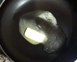Foto del paso 7 de la receta: Tortilla de atún con pasta de cilantro, jengibre, ajo y queso