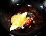 A picture of step 3 of Louki aur Chane Dal ki Sabzi / Lau diye Cholar Dal.