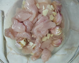 Foto del paso 2 de la receta: Lagrimitas de pollo adobadas