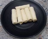 Foto langkah ke 4 dari resep 49. Banana Roll Cake dari Roti Tawar.
