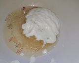 A picture of step 2 of Wheat flour cake wthout oven.