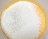 Foto langkah ke 2 dari resep Prunes Cake.