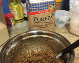 Foto del paso 1 de la receta: Cookies de avena con azúcar negra y harina integral leudante