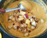 A picture of step 12 of Mix fruits korma.
