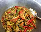 Foto langkah ke 5 dari resep Kerang hijau bumbu kuning.