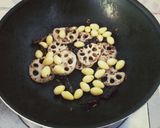 รูปขั้นตอนการทำที่ 4 ของ กุ้งผัดฮอยซินซอส