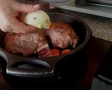 Foto del paso 4 de la receta: Carrillera de Cerdo con Garbanzos