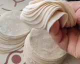 Foto langkah ke 5 dari resep Kulit Dimsum.