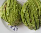 Une image de l'étape 1 de Pokebowl au poulet, avocat et oeuf.
