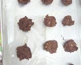 Foto langkah ke 6 dari resep Double Chocolate Chips Cookies.