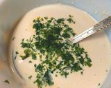 Sajtkrémes palacsinta zöldekkel háromszögbe zárva🌿 recept fázis 1 fotója