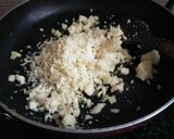 A picture of step 4 of # Theme Rice sweet yellow rice.