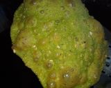 A picture of step 5 of Palak (Spinach) Puris.