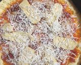 Foto langkah ke 5 dari resep Pizza Homemade teflon.