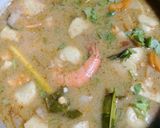 Gambar langkah 3 resipi Tomyam Poktek ala Thai.