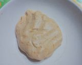 Foto langkah ke 2 dari resep Onde-Onde Ubi Mini isi Keju.