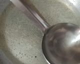 A picture of step 2 of Gur wala halwa.