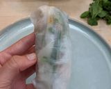 A picture of step 11 of Vietnamese veggie summer rolls.