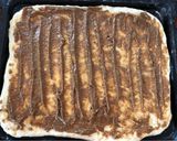 Hình bước làm 2 của món Cinnamon Rolls/ Bánh Quế Cuộn Cho Dịp Lễ Noel