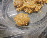 ઇન્સ્ટન્ટ અને સોફ્ટ તલ ના લાડુ (Instant Soft Til Ladoo Recipe In Gujarati) રેસીપી સ્ટેપ5ફોટો