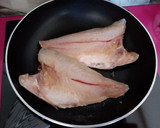 Foto del paso 3 de la receta: Bocaditos de dorada y calabacín