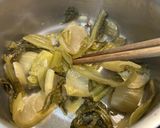 Hình bước làm 2 của món Canh Dưa Tóp Mỡ