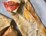 Une image de l'étape 3 de Crêpes salées à la raclette et chorizo façon samoussa.
