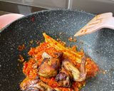 Foto langkah ke 2 dari resep Ayam Bawang Rica-Rica Kemangi.