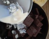 Foto langkah ke 2 dari resep 23. Saus Coklat Koko Krunch ala mama Gino.