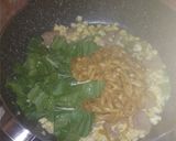 Foto langkah ke 7 dari resep Kwetiau Goreng Saus Tiram ala Verena.