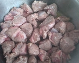 Foto del paso 1 de la receta: Carrilladas con menestra de verduras